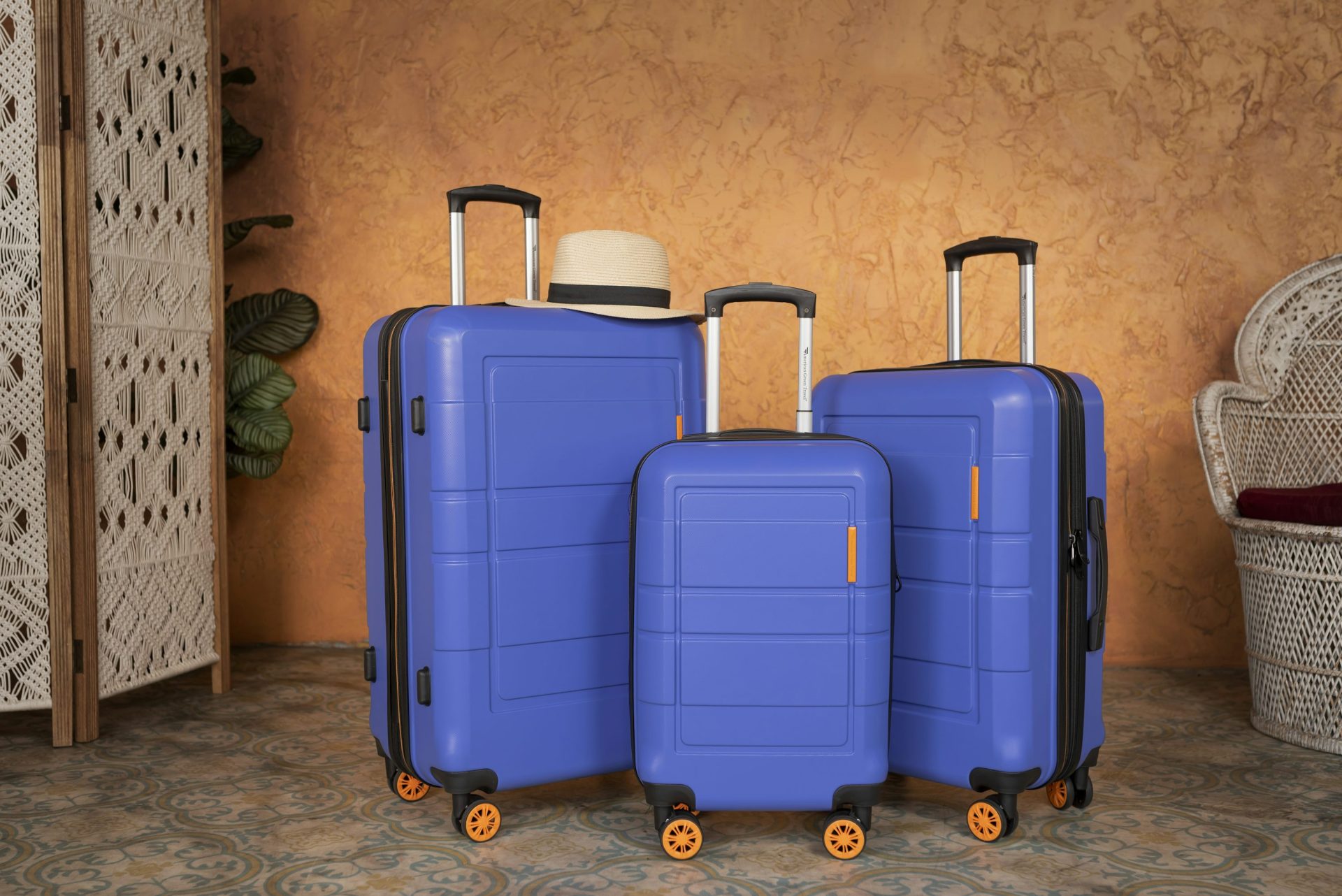 如何選擇旅行行李？避免這5個常見陷阱 [How To Choose Travel Luggage? Avoid These 5 Common Pitfalls]