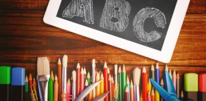 如何應用第三英文提升你的小語言能力？ [How to Use a Third Language to Enhance Your Minority Language Skills?]