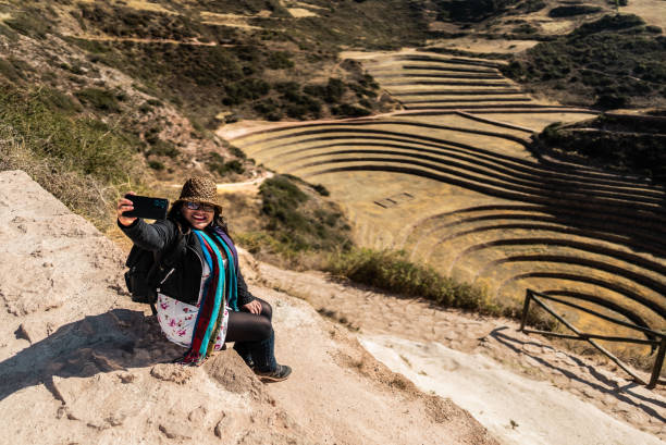 如何掌握 Either Or 用法？提升你的英文表達流暢度