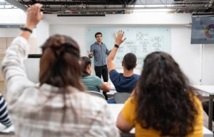 陽明大學英語教學法：提升學生學習效果的三大技巧 [Yang Ming University English Teaching Methods: Three Key Techniques To Enhance Student Learning Efficiency]