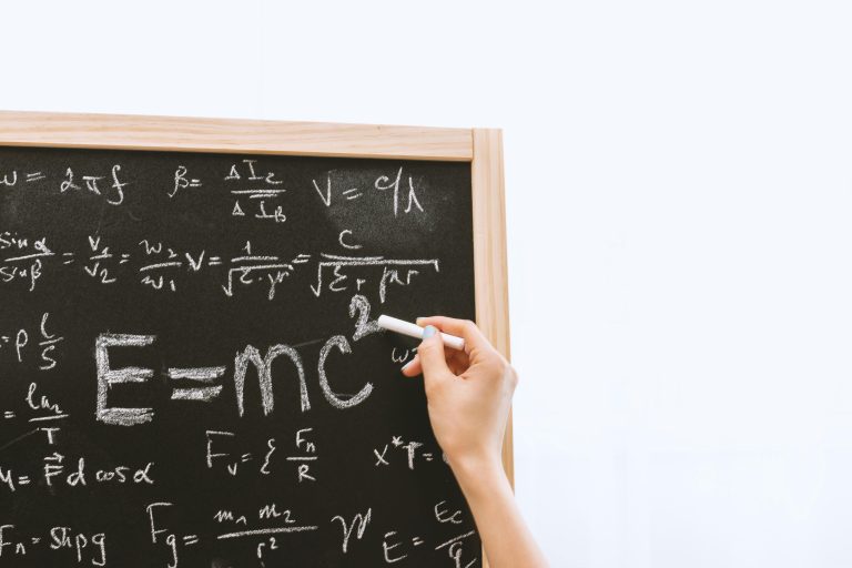 避免數學學習困難的5個關鍵方法｜學生必讀的學習技巧 [5 Key Methods To Avoid Difficulties In Learning Mathematics: Essential Tips For Students]