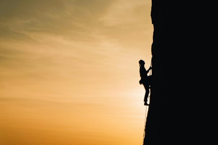 義務教育的挑戰：如何避免這5個常見的錯誤管理？ [Challenges In Mandatory Education: How To Avoid These 5 Common Management Errors?]