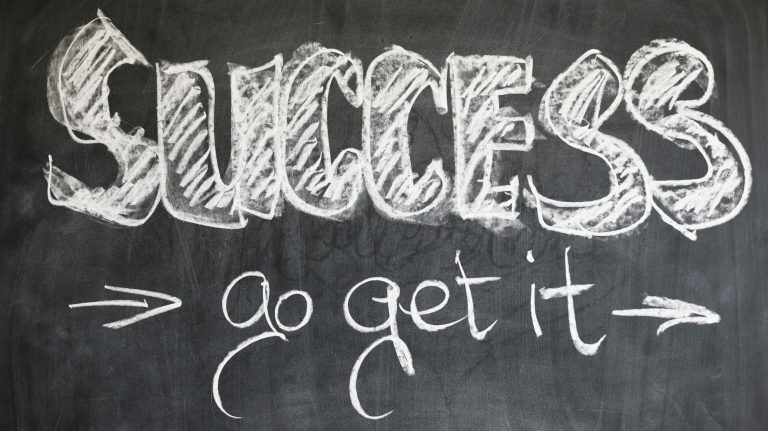 2025如何透過英文佳句勵志提升英語學習動力？ [How To Enhance Your English Learning Motivation With Inspirational English Quotes In 2025?]