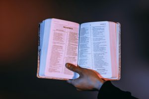 如何透過英文諺語勵志激發學習熱情？5個不可錯過的技巧 [How To Inspire Passion For Learning Through English Proverbs? 5 Must Try Tips]