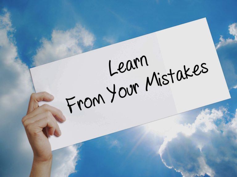 英文字典選擇指南：避免新手常犯的5大錯誤 [English Dictionary Selection Guide: 5 Common Mistakes Beginners Make]