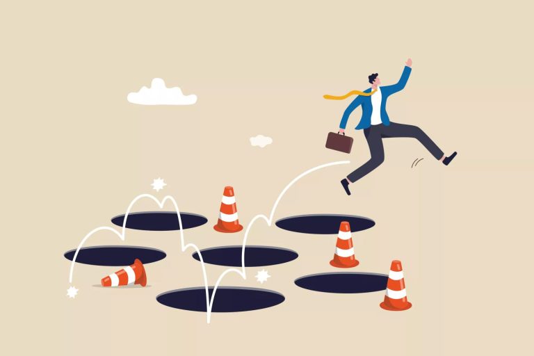 學習英文容易失敗？7個常見誤區你一定要避免！ [7 Common Pitfalls You Must Avoid When Learning English!]