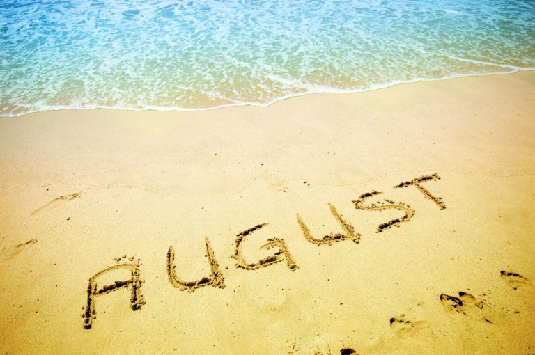 Aug 月份英文易錯用法大解析｜8個台灣人常犯的錯誤你中幾個？ [Common August English Usage Mistakes: The 8 Errors Most Taiwanese Fall For]