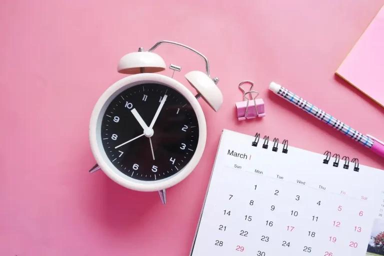 4月英文怎麼說？3個你不可不知的正確用法與常見錯誤解析 [How to Say April in English? 3 Must-Know Uses and Common Mistakes]