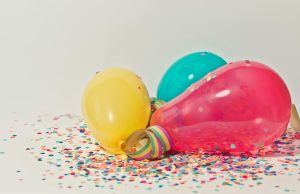 生日快樂英文有哪些？10種簡單又有創意的祝福用語一次學會 [10 Creative And Simple Ways To Say Happy Birthday In English]