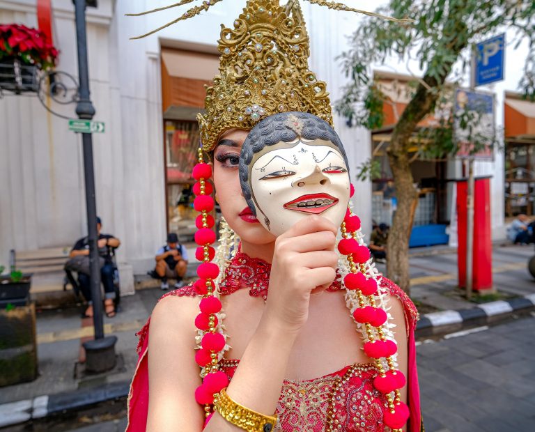 護照翻譯常見5大錯誤｜留學旅遊申請英文文件時你該避開哪些地雷？ [5 Common Passport Translation Mistakes: Key Pitfalls To Avoid For Study, Travel And Visa Applications]