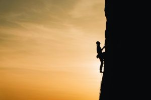 努力英文怎麼說？5種常見英文用法以及容易犯的錯誤解析 [How To Say '努力' In English? 5 Common Expressions And Mistakes]