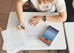 考卷99分為什麼不是滿分？英文學測高分者常犯的3個陷阱 [Why Isn't 99 Points Perfect? 3 Common Traps For High Achievers In The English Exam]