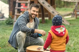 校長之子英文怎麼說？3個常見翻譯錯誤你一定要避免！ [How To Say ‘Principal’s Son’ In English? 3 Common Translation Mistakes To Avoid!]