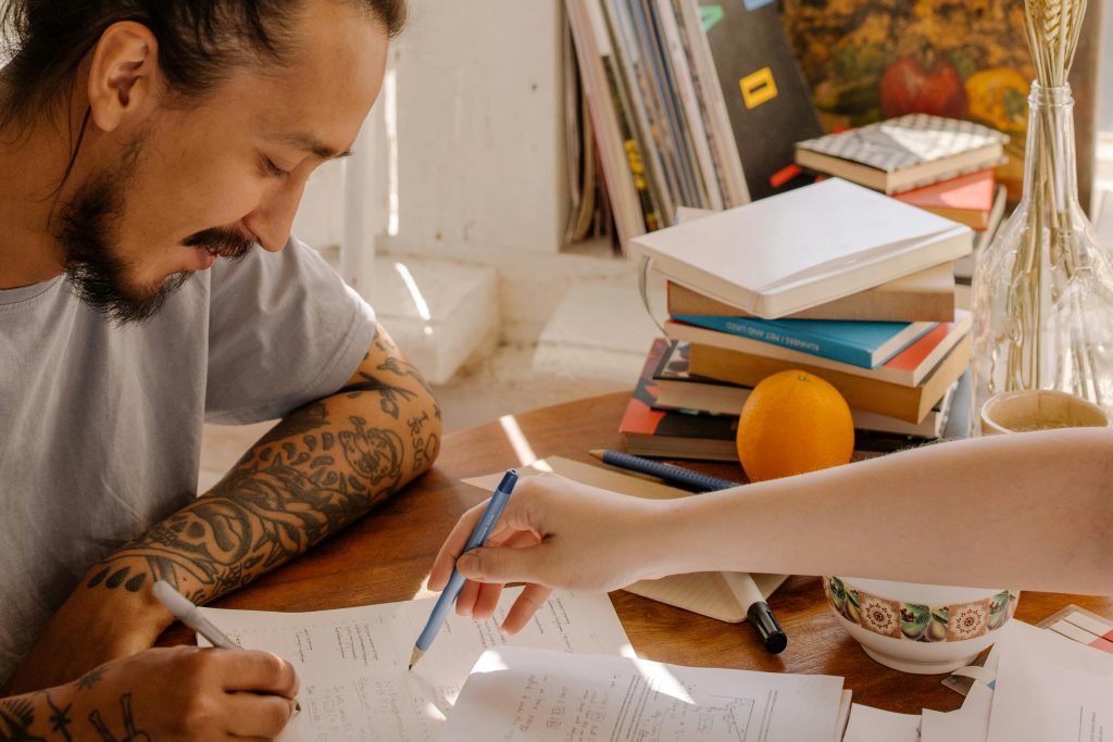 教育危機該如何因應？5個家長與老師必知的英語教學解決方案 [How To Respond To The Educational Crisis? 5 Must Know English Teaching Solutions For Parents And Teachers]｜