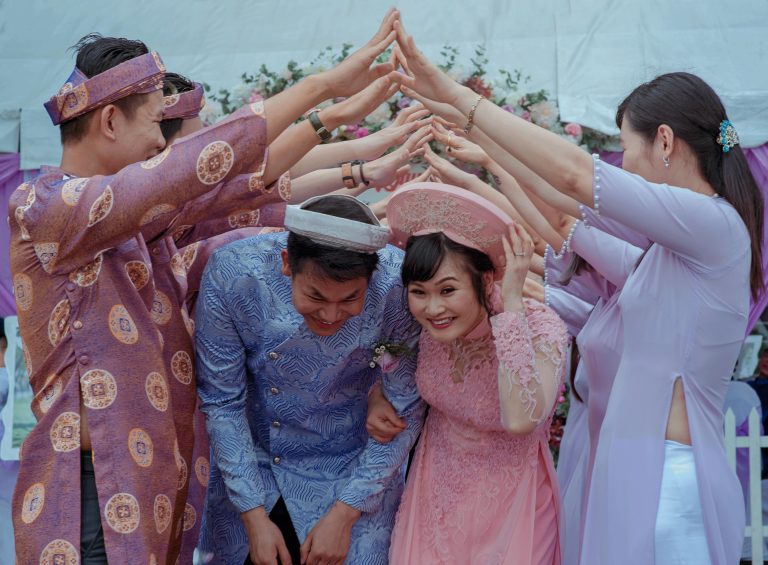 早婚好還是晚婚？這幾個數據讓你重新思考 [Is Early Marriage Or Late Marriage Better? Rethink With These Key Statistics]