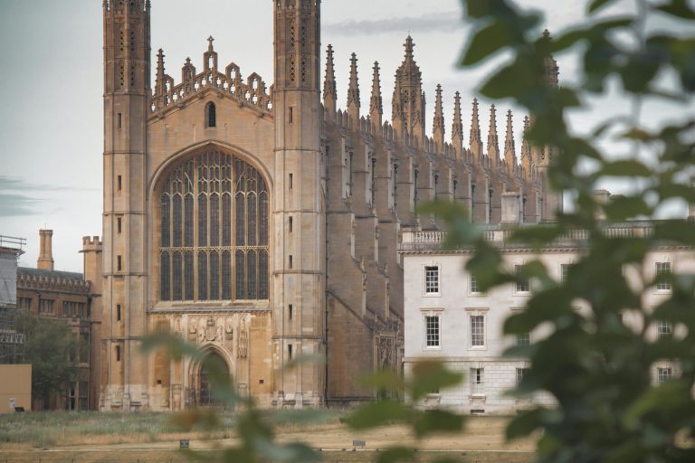 聰明回應法英文實用技巧｜避免這5大常見回覆錯誤，讓你職場英文脫穎而出 [Smart Reply Techniques For Workplace English: Avoid 5 Common Mistakes]