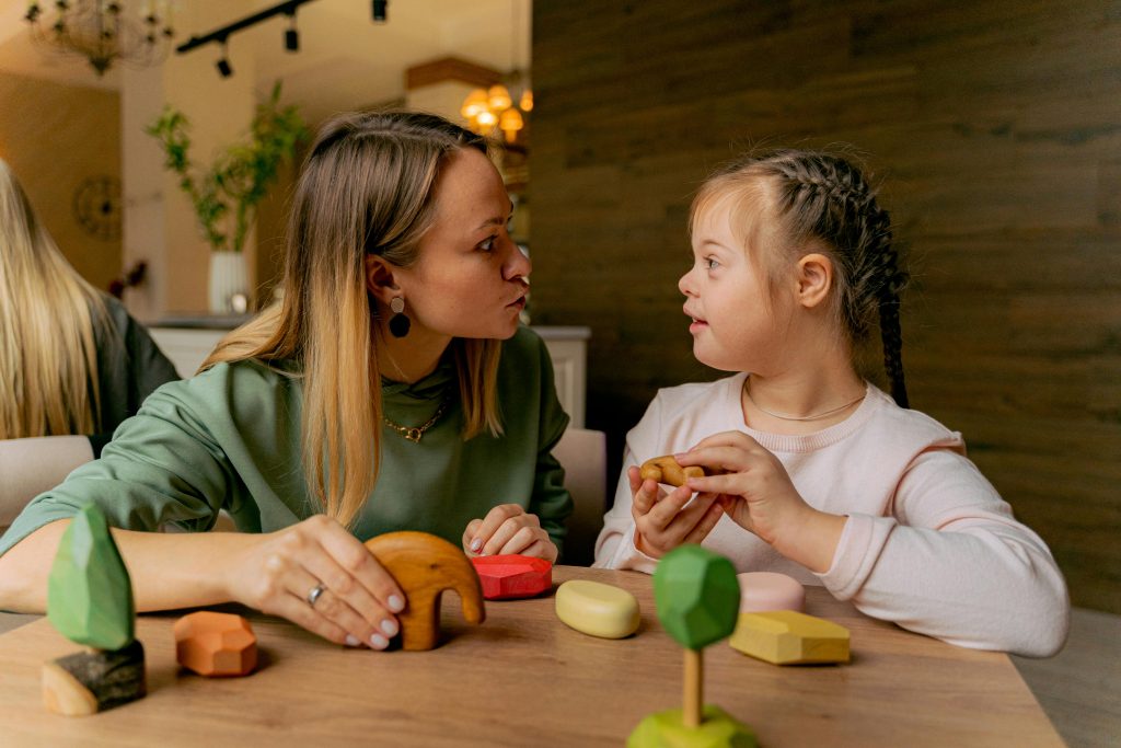 親子教養英文怎麼說？5個日常場景實用英文對話（父母必學） [How To Say Parenting English? 5 Daily Situational Useful Conversations (Must Learn For Parents)]｜
