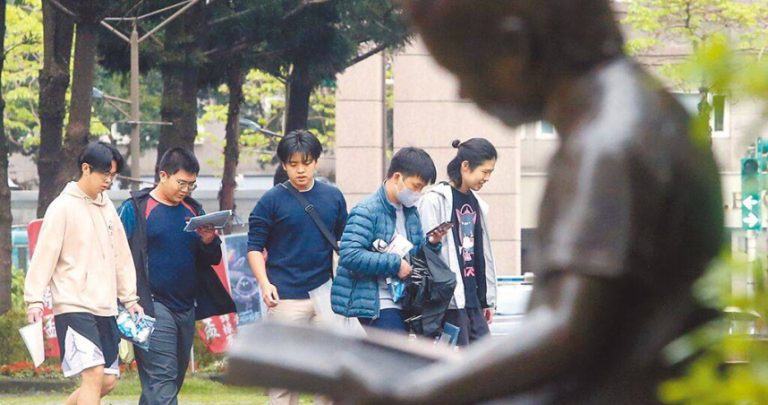 💙大學休退學率高居不下？2025學生該知道的4大避免重蹈覆轍的方法