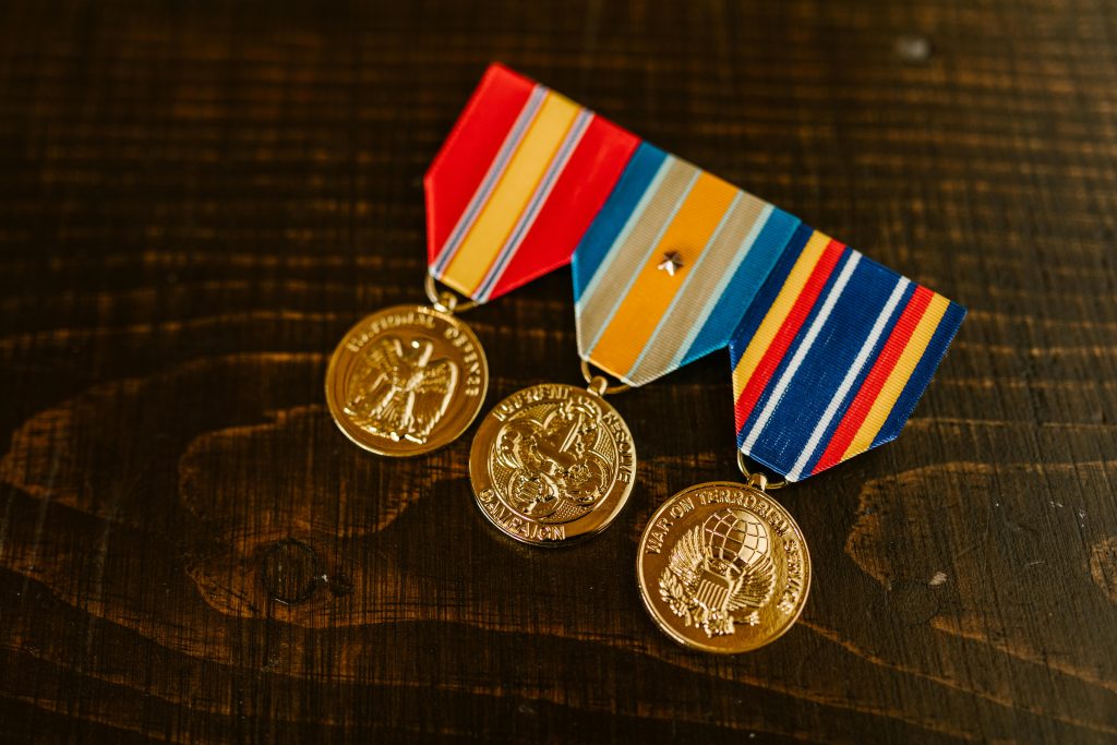 久任獎金英文怎麼說？外商面試常見3大誤區一次解析 [How To Say 'Long Service Award' In English? 3 Common Foreign Company Interview Pitfalls Explained]｜
