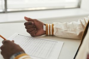 大考中心違規常見英文表達｜考生必學5句避免吃虧！ [Common English Expressions For Exam Violations By College Entrance Examination Center｜5 Must Learn Sentences For Test Takers]