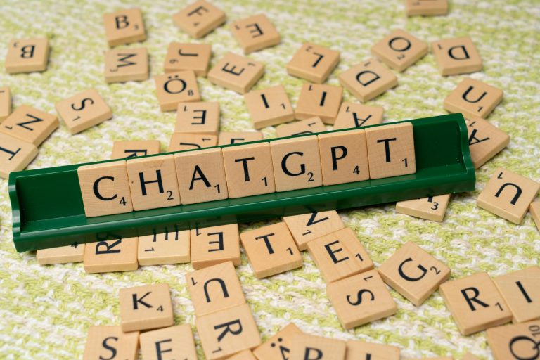 亞洲大學 AI 英文學習工具推薦：5 個你絕不能忽略的優勢與應用 [Asia University’s Top AI English Learning Tools: 5 Advantages & Best Applications]