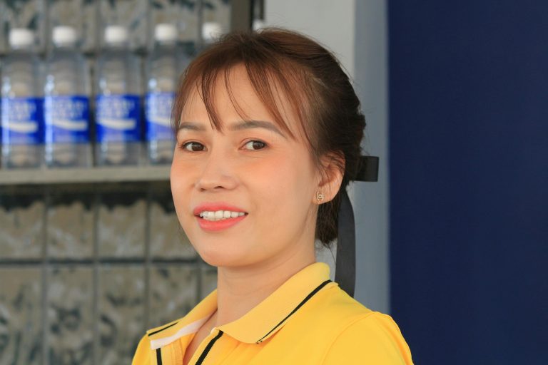 興隆國小「貓頭鷹校長」正向教育理念成家長典範：5個你絕不能忽略的家庭正向溝通英語句型 [The Positive Education Philosophy Of Xinglong Elementary School's 'Owl Principal': 5 Essential English Phrases For Positive Family Communication]