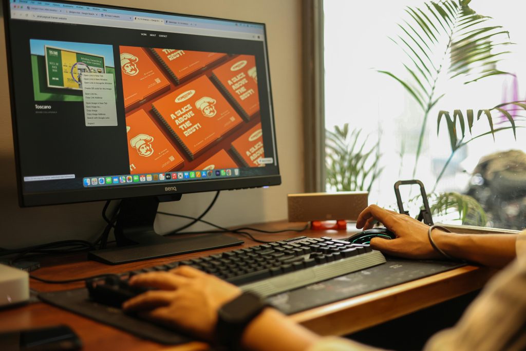 大學生打工英文必學：6個常見職場英文用語新手別再搞錯！ [6 Must Know Workplace English Words For Working College Students: Don’t Get Them Wrong!]｜
