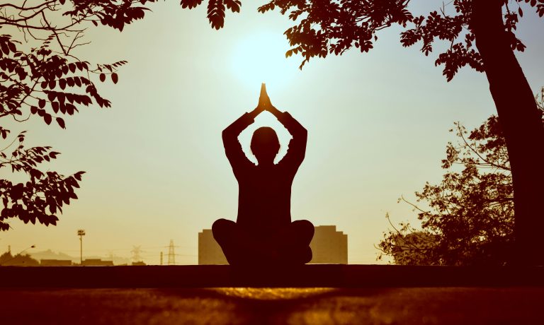 冥想練習英文怎麼說？7個實用片語與常見錯誤你千萬別犯！ [How To Say 'Meditation Practice' In English? 7 Useful Phrases And Common Mistakes You Must Avoid!]