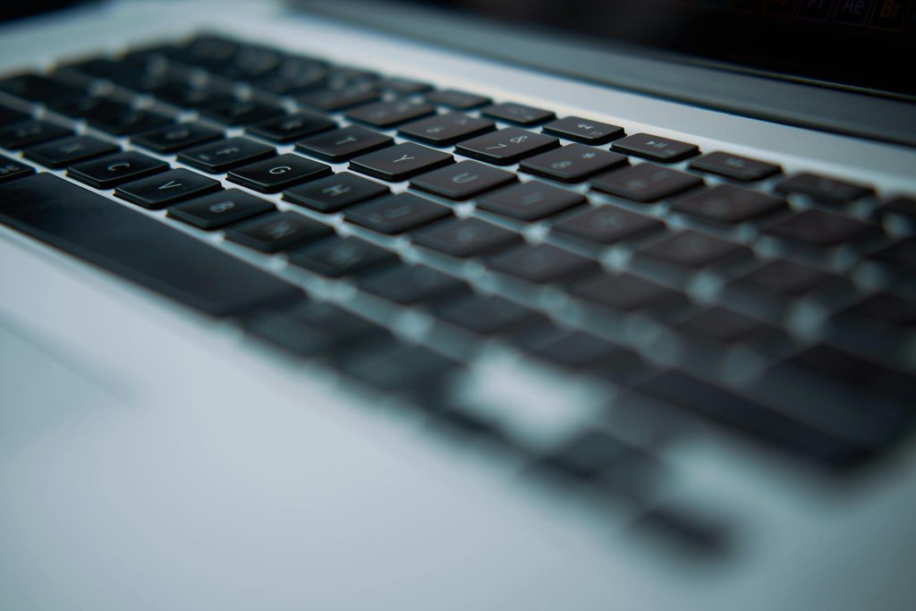 Windows截圖快捷鍵大全｜5組常用英文說法與教學一次學會 [Windows Screenshot Shortcut Keys Guide: 5 Essential English Terms And How To Instructions]｜