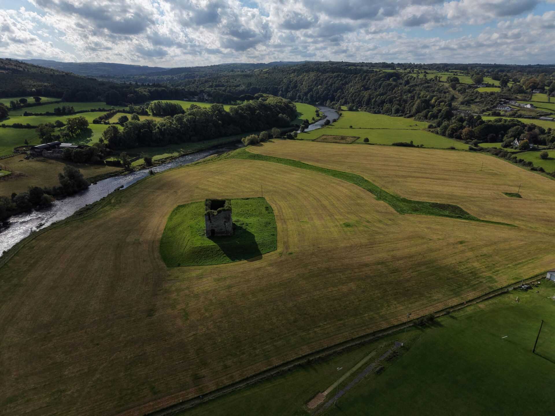 辦護照要帶什麼？5大常見遺漏物品與英文對話快速教學 [What To Bring For Passport Application? 5 Commonly Forgotten Items & English Conversation Guide]｜