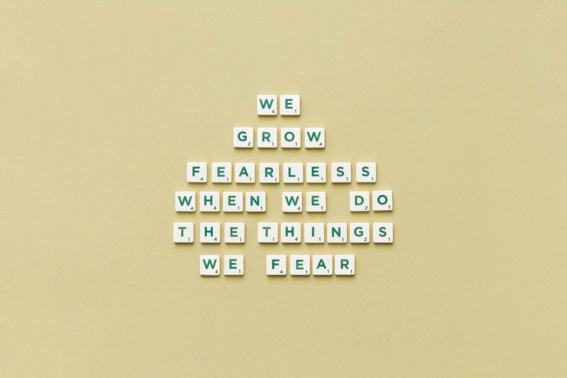 水豚英文capybara怎麼用？10個你絕不能搞錯的超實用例句整理 [How To Use Capybara In English? 10 Essential Sentences You Must Not Get Wrong]｜