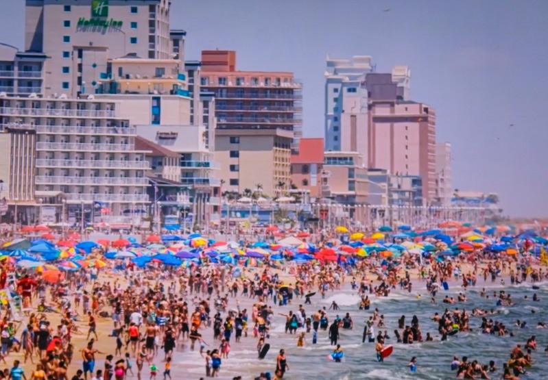 人山人海英文怎麼說？3 大關鍵片語一次搞懂，讓你的英文畫面感爆棚！ (1)