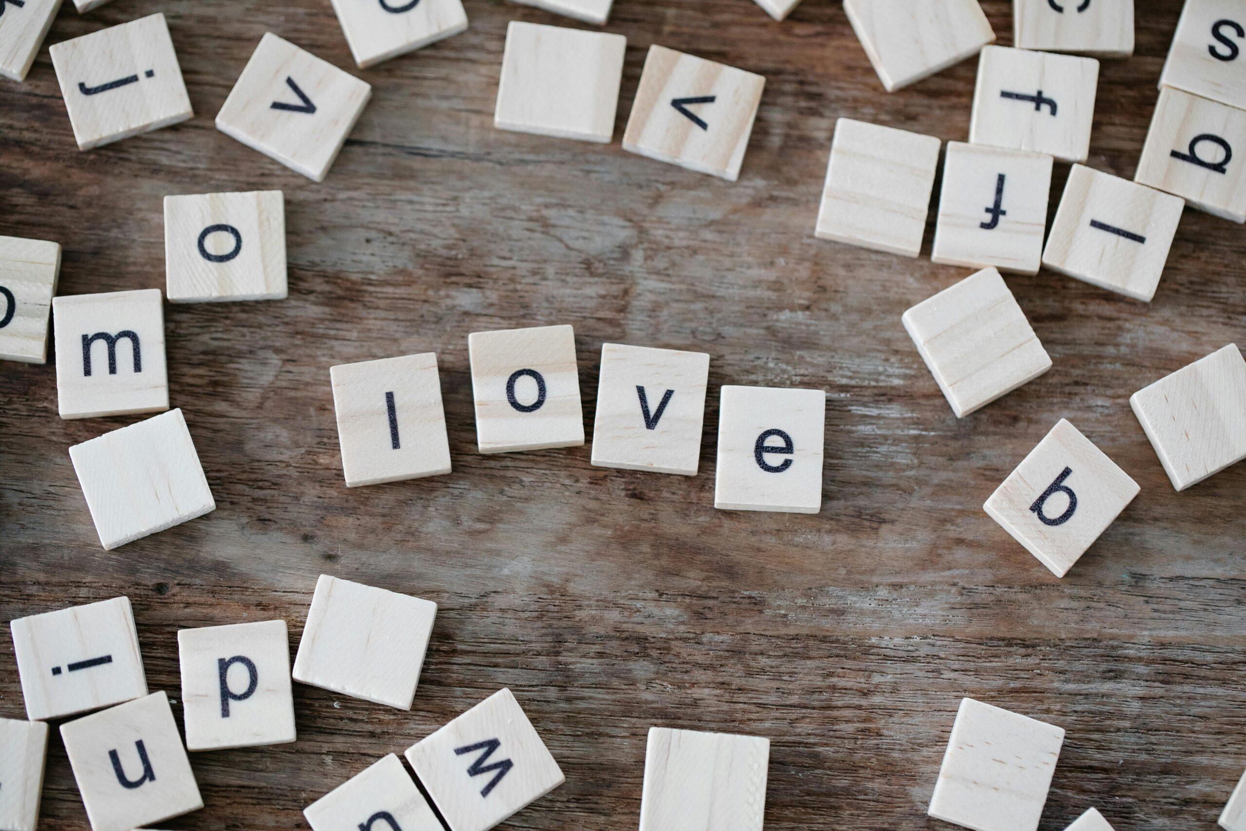 英文短句愛情，不要用錯！8個你該避免的愛情告白英文寫法 [Avoid Common Mistakes In English Love Phrases: 8 Confessions To Steer Clear Of]