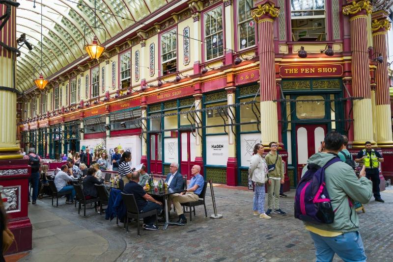 【超強爆款標題】2025最完整「好chill英文」大全:8大母語者慣用法+100句情境例句,一次說得自然又國際! (9)