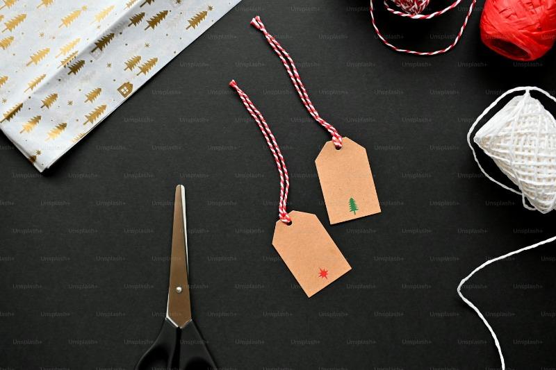 Tag 英文用法全解析：6大核心意義、常見誤解與社群科技完整指南 (2)