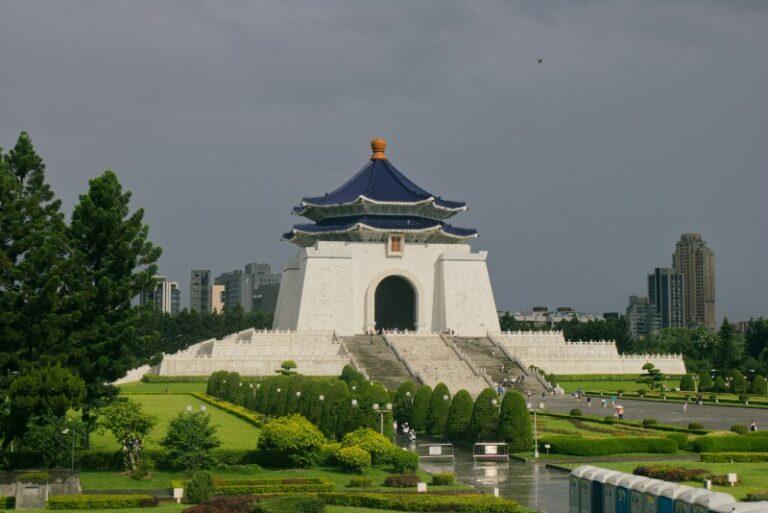 【228 Peace Memorial Day】228紀念日英文怎麼說?完整解析228 Incident、歷史背景、5大英文用法與國際比較(2025深度版) (5)