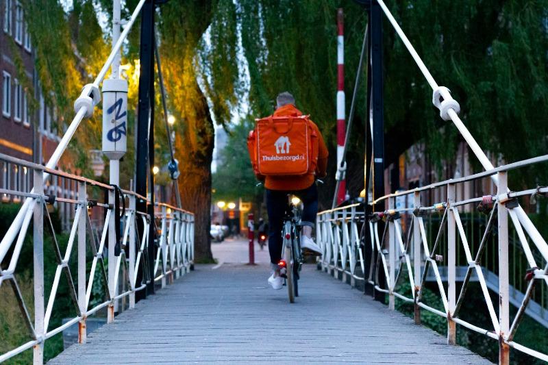 2025外帶英文全球用法總解讀:to Go、take Away、take Out完整演進與跨文化比較指南 (4)