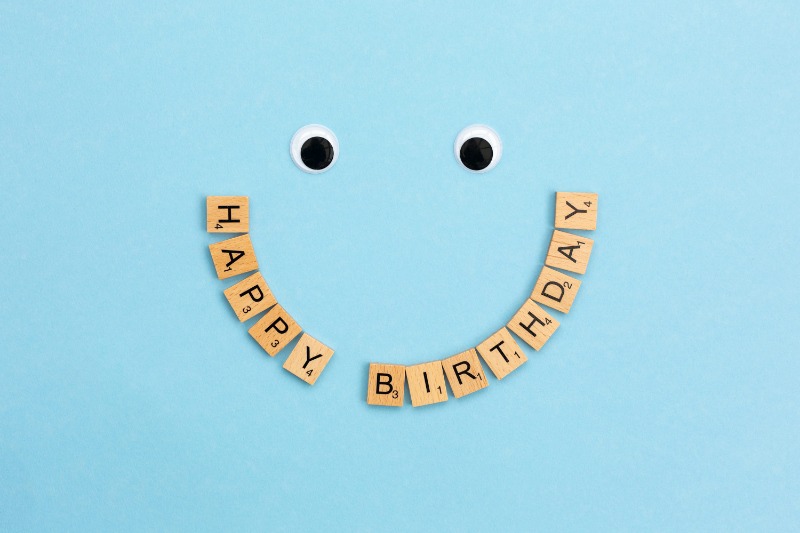 Happy Birthday 簡寫有哪些?英文老師教你5個實用寫法避免寫錯 (1)