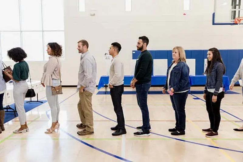 2026 排隊等候英文全攻略：8 大情境一次學會 (2)