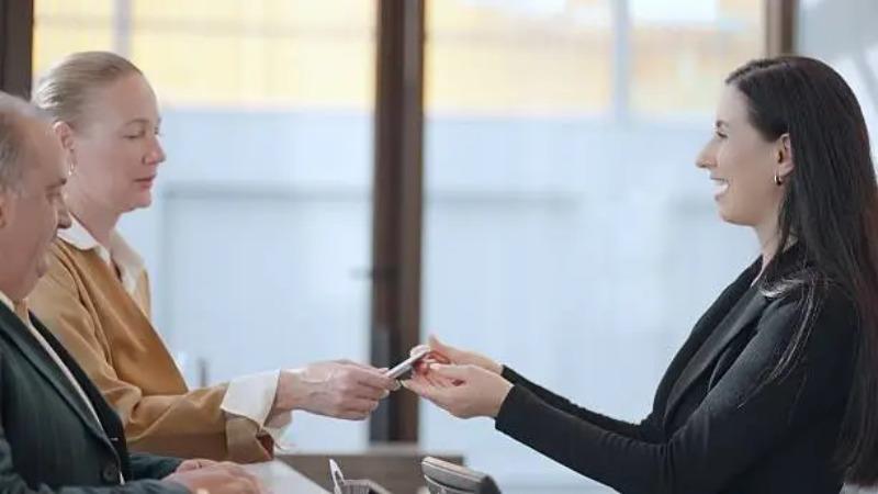 【2026最新版】酒店 Check In 中文對照全攻略：入住英文句型、錯誤解析與退房實戰一次搞懂 (1)