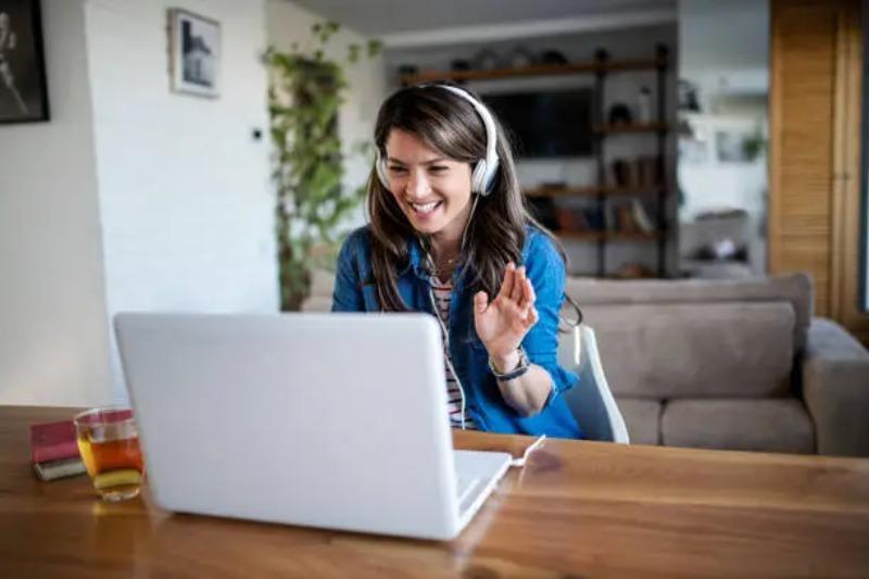 2026 英文電話開頭不只 Hello!5 大專業開場句型+NG 用語全解析,職場與生活即刻加分 (3)