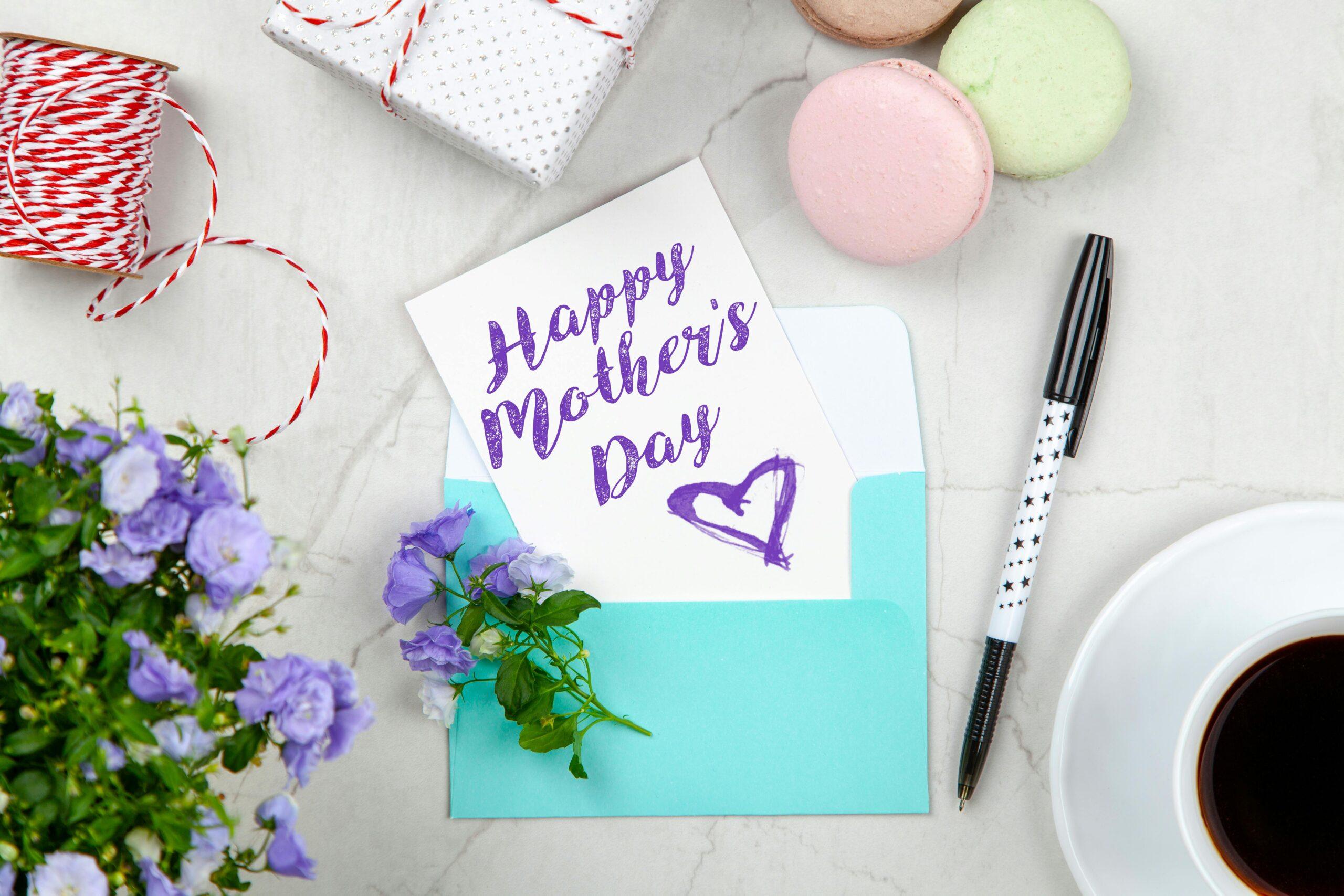 母親節的英文怎麼說？8個常見錯誤用法讓你不再尷尬 [How To Say Mother’s Day In English? 8 Common Mistakes To Avoid]