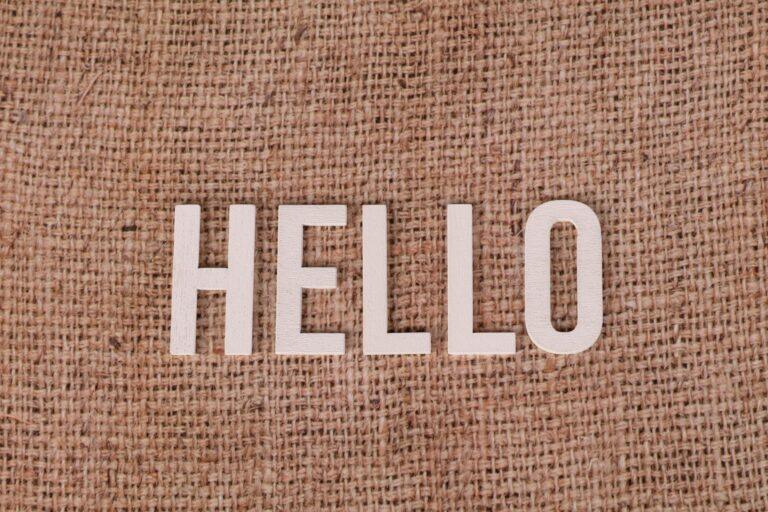 日常問候英文別再只會Hi！8種生活實用打招呼句型一次學會 [8 Essential English Greetings For Everyday Life: Beyond Just Saying 'Hi']
