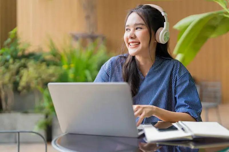 忙碌但充實英文怎麼說？6個常見表達用法與例句全攻略 (3)