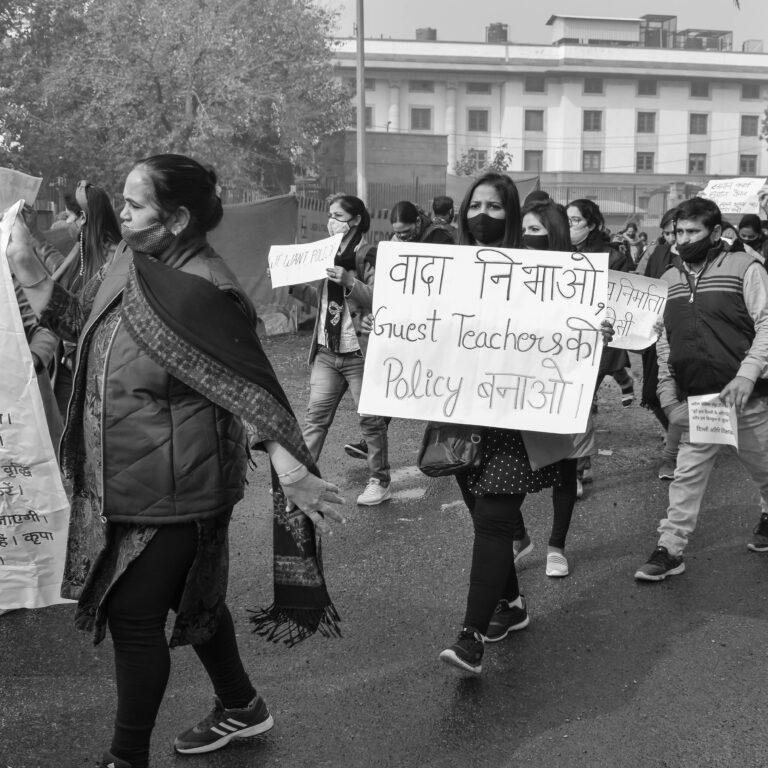 教育改革失敗的5大原因：英語學習者該如何避免常見陷阱？[5 Reasons Educational Reform Fails: How English Learners Can Avoid Common Pitfalls?]